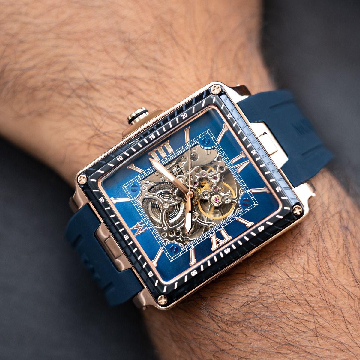 Watch MOW402 Maison Montignac